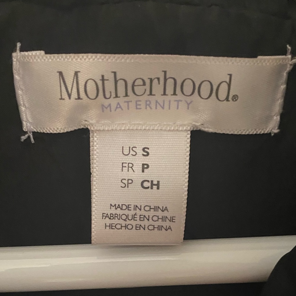 ⭐️HP⭐️Motherhood Maternity🤰🏻❄️coat - Picture 3 of 3